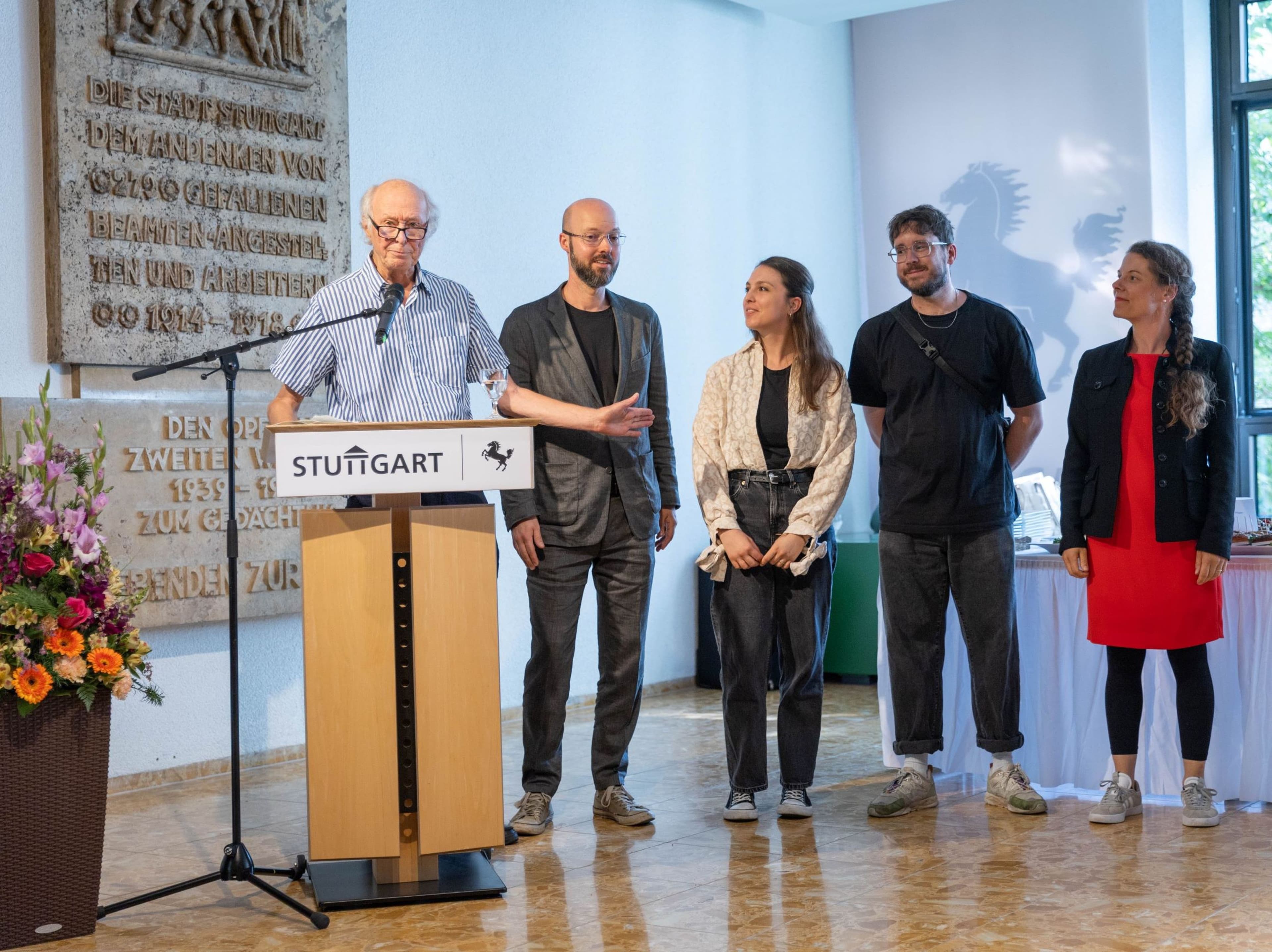 Eröffnung der Rauminstallation und Medienstation „Die doppelte Lücke“ am 14. Juli im Stuttgarter Rathaus.
