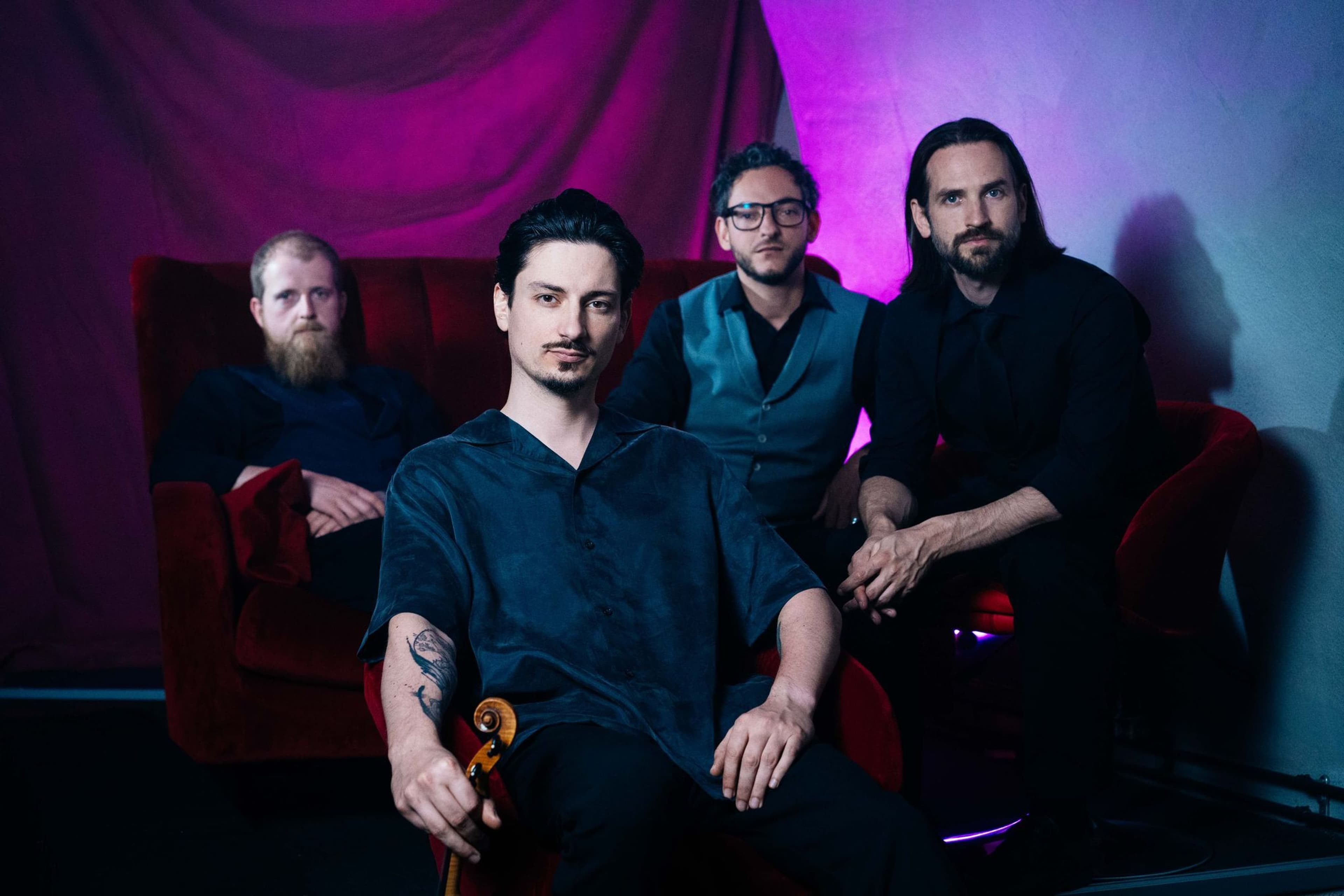 Neujahrskonzert „Nachtflattern“ verzaubert Jahnhalle | Symbolbild