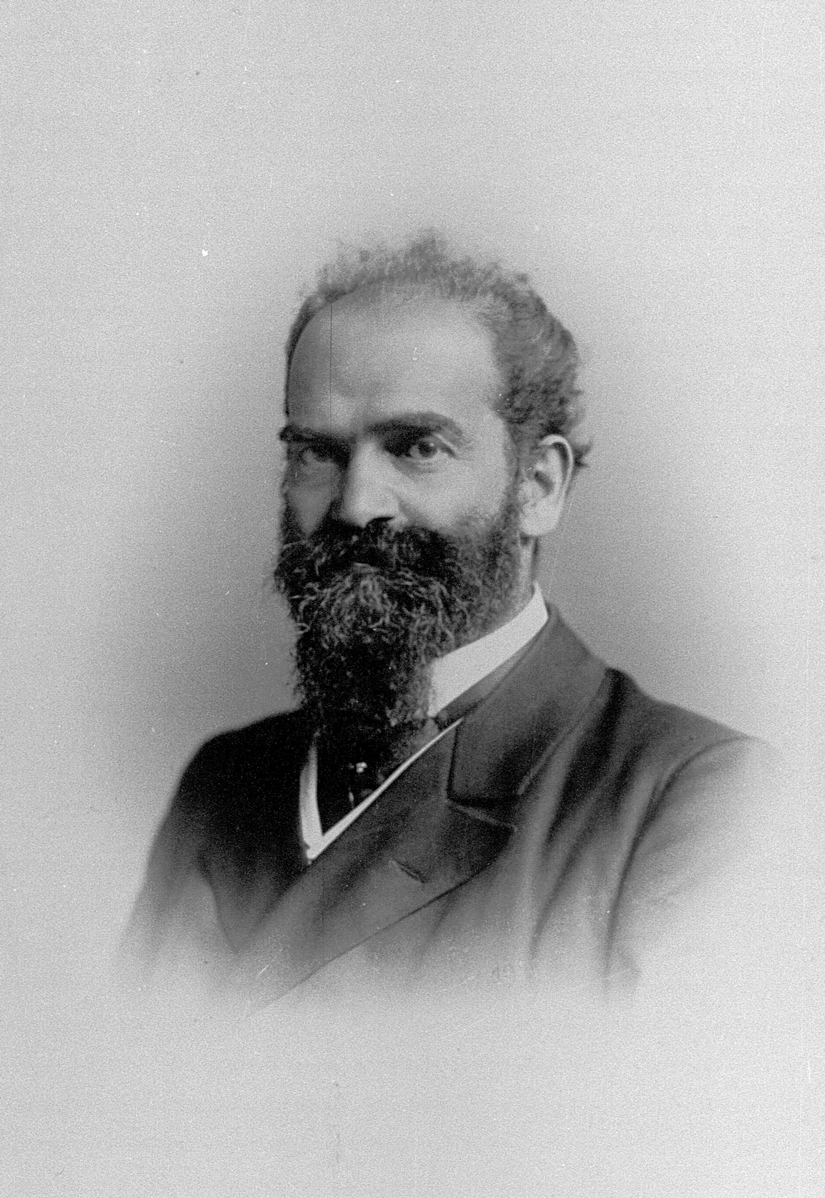 Einzigartige Erinnerungsstücke von Ernst Schweninger in der Sonderausstellung im Stadtmuseum Neumarkt.