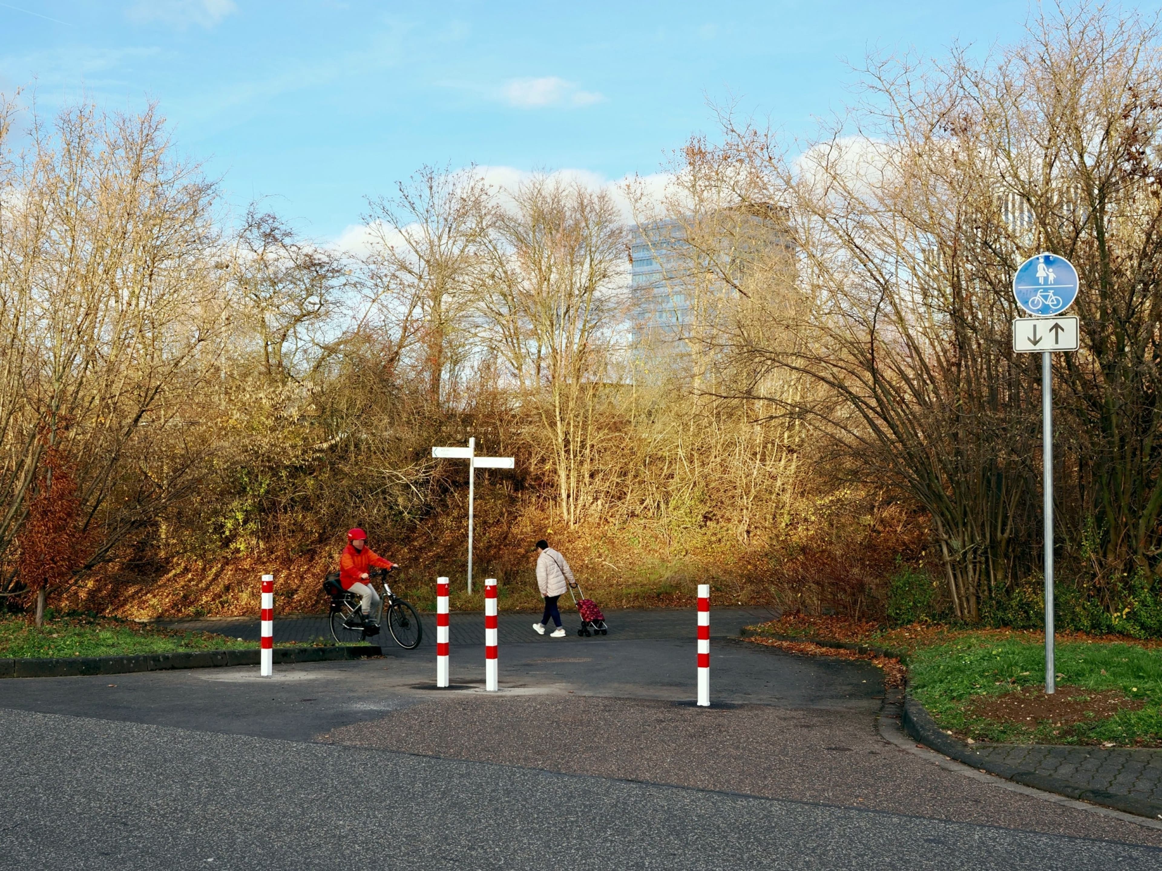 Übersichtsskizze zeigt die neue Verkehrsführung an der Kurt-Schumacher-Brücke.