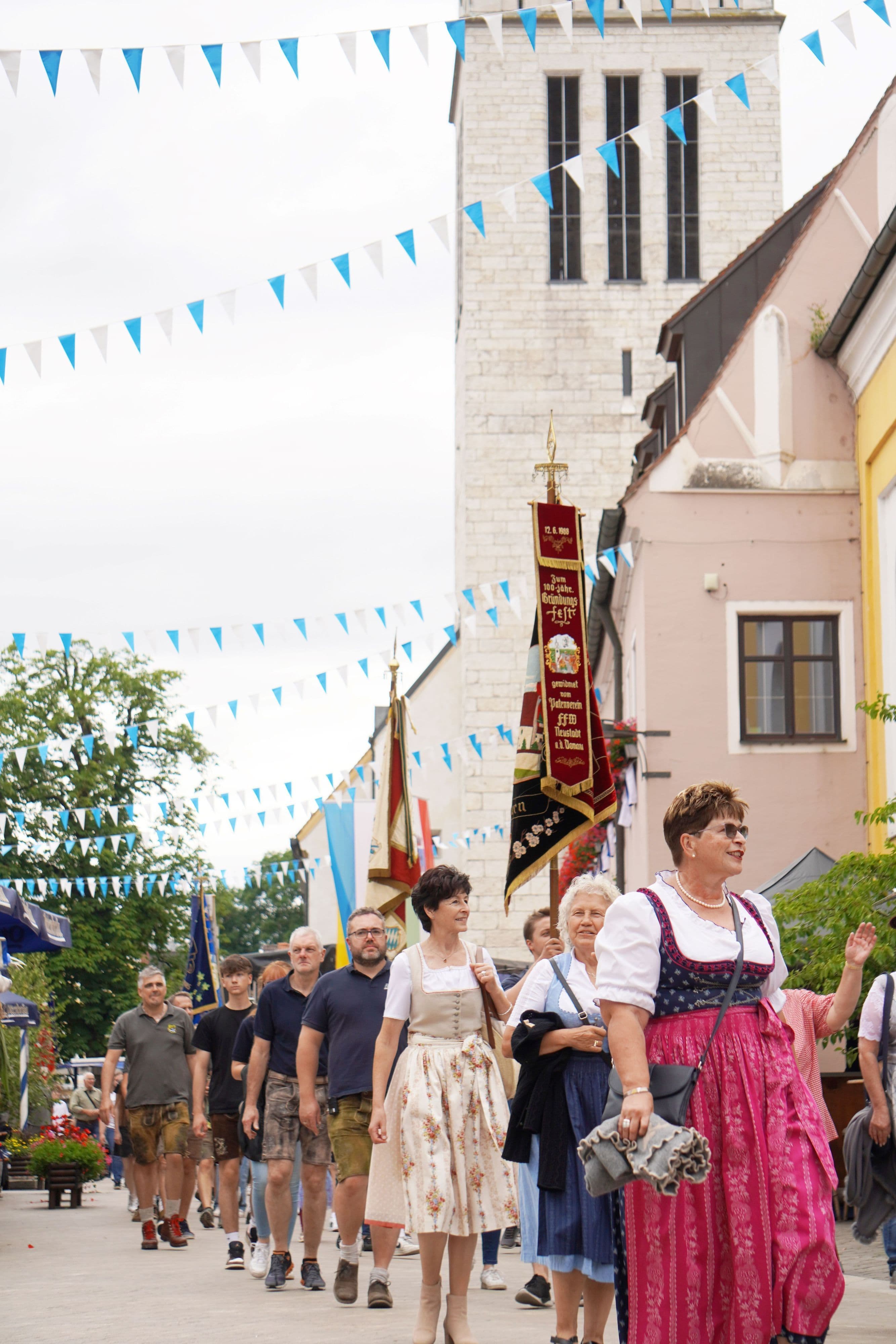 Neustadt an der Donau feiert Stadtfest 2025 | Symbolbild