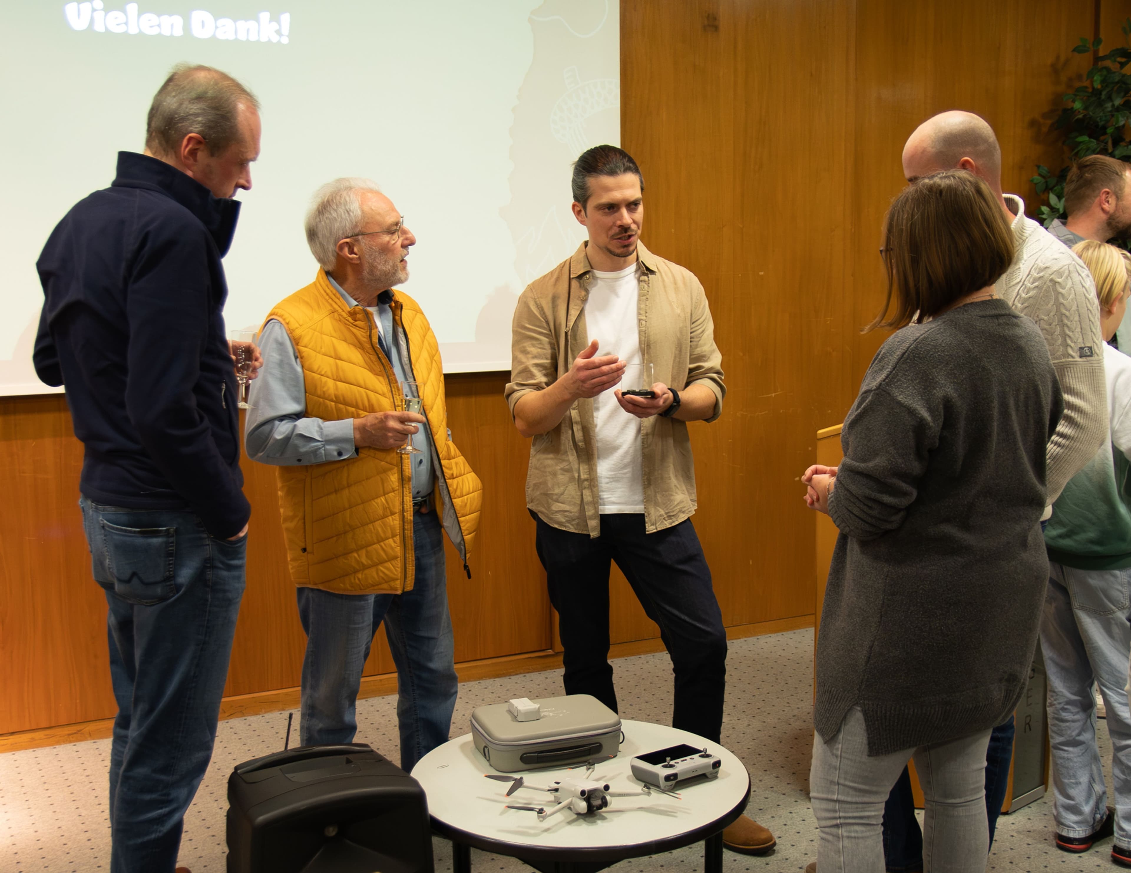 Drohnenfotos von Denis Welter zeigen beeindruckende Ansichten aus Haiger, den Stadtteilen und aus aller Welt.
