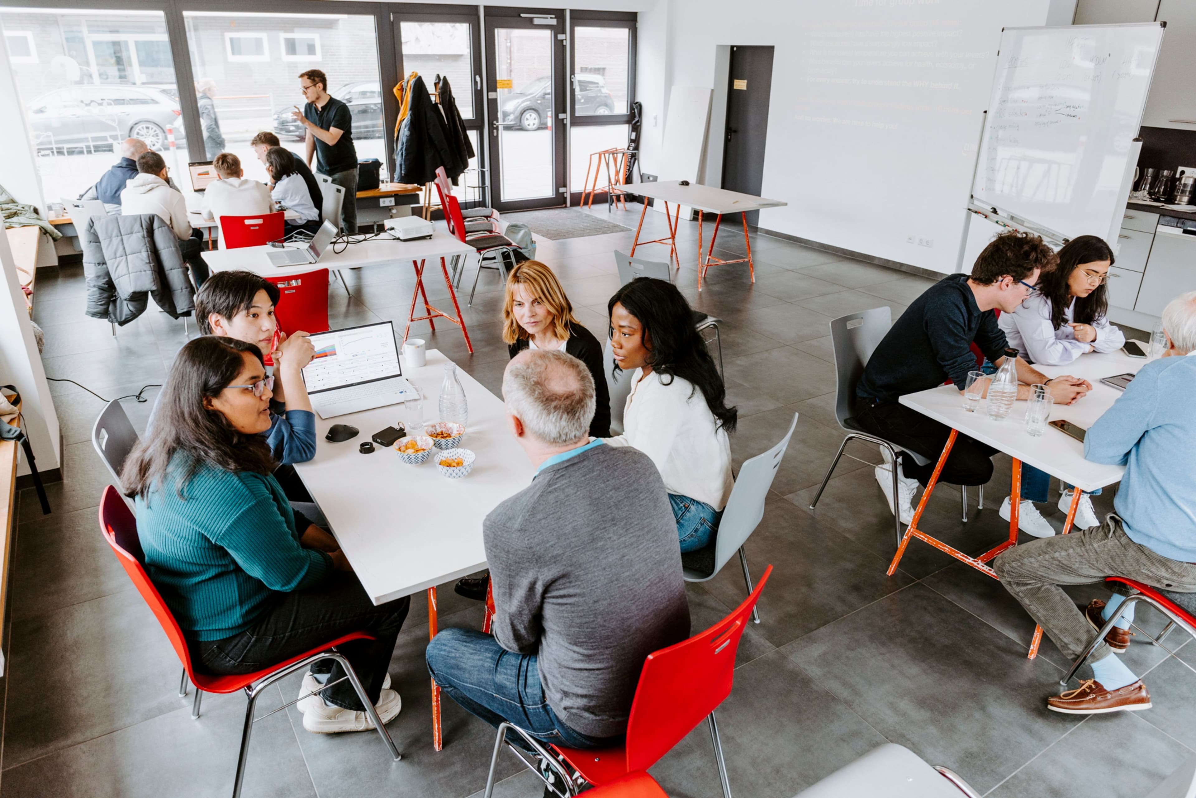Experimentierraum Katharinenstraße 21d steht Engagierten zur Verfügung, vielfältig nutzbar für Veranstaltungen., Lesung in der Stadtbibliothek über Giacomo Casanova mit Rudolf Guckelsberger.