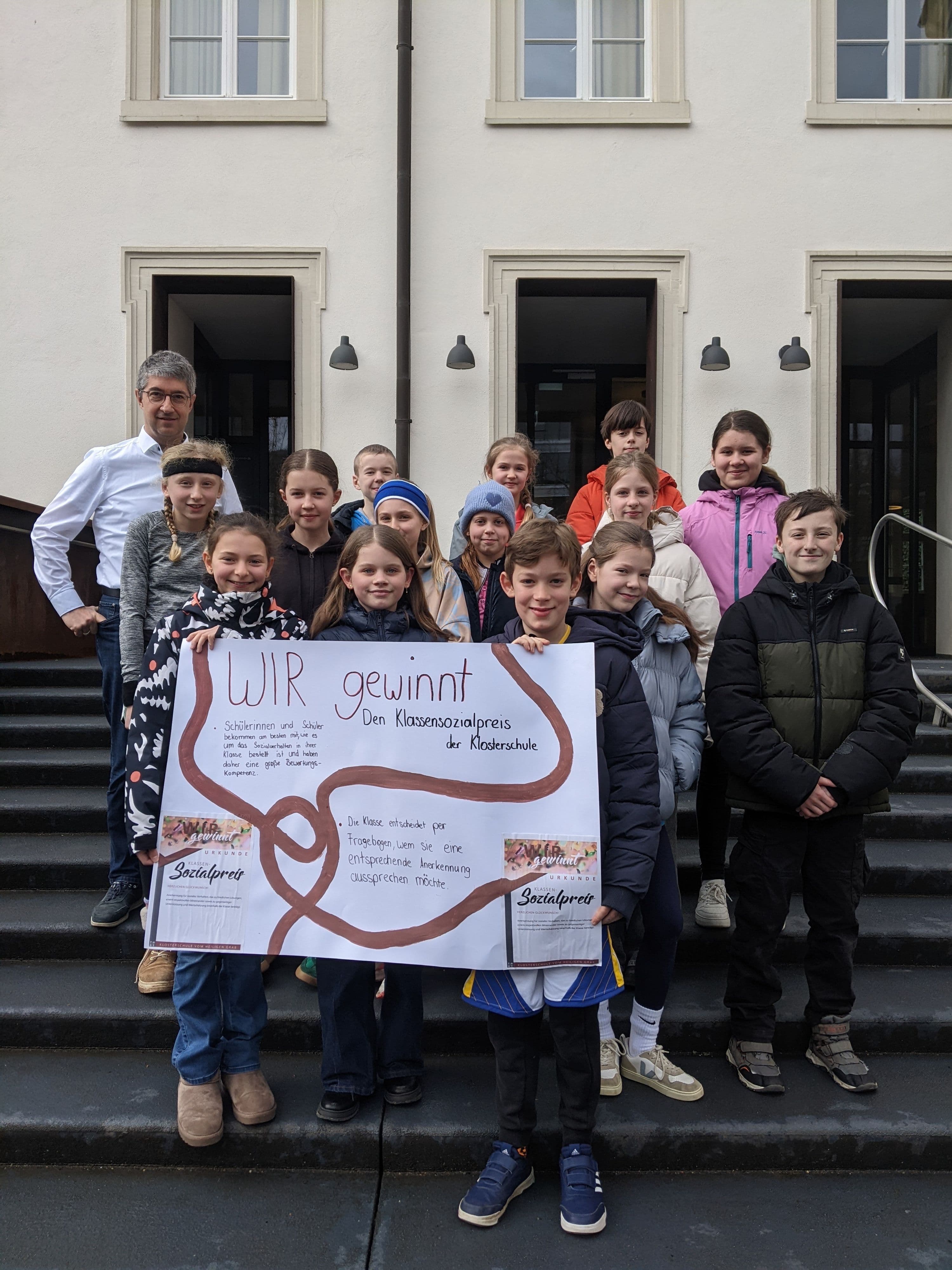 Klosterschule ehrt soziales Engagement | Symbolbild