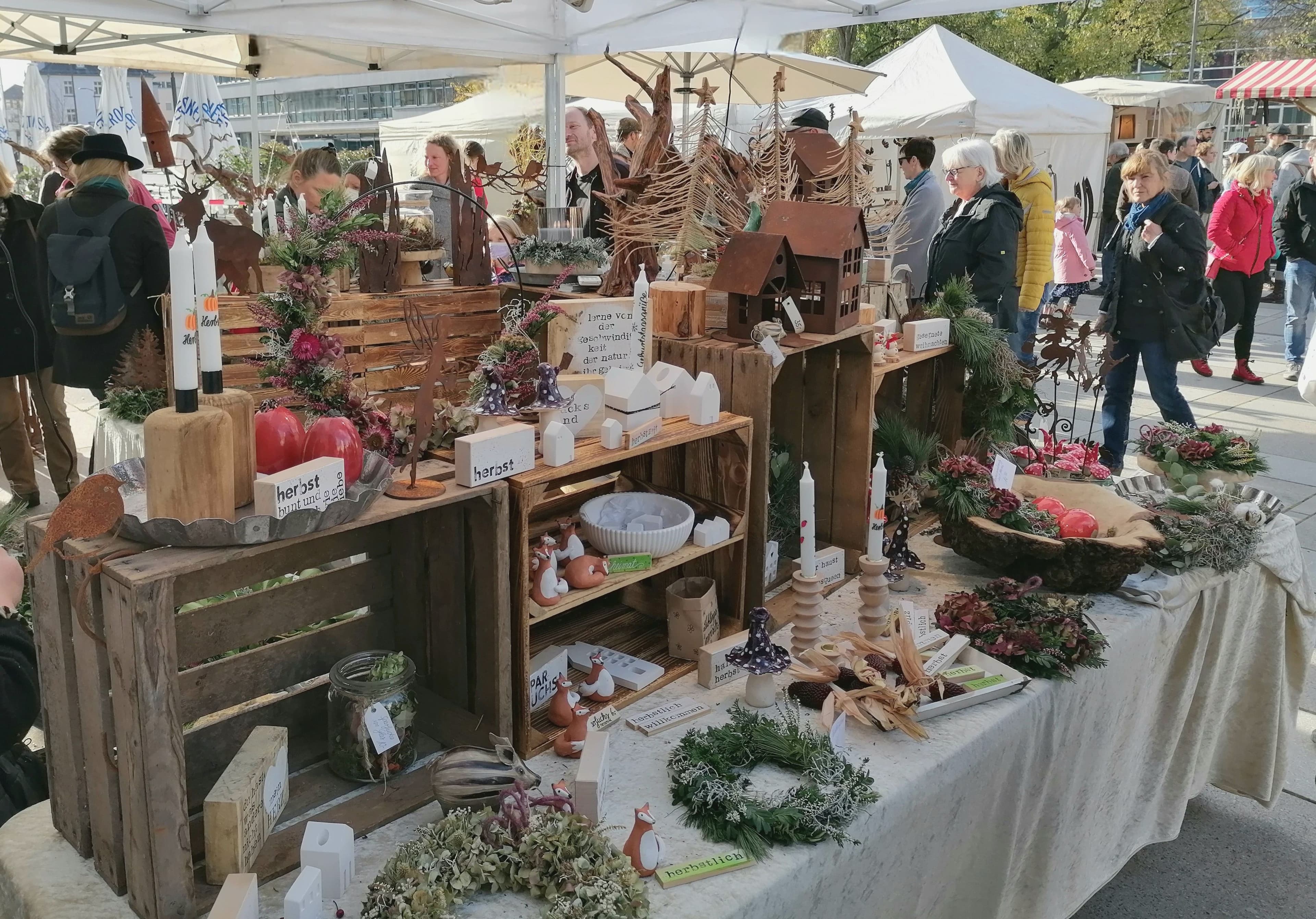 Marburger Kunsthandwerkermarkt begeistert mit Vielfalt | Symbolbild