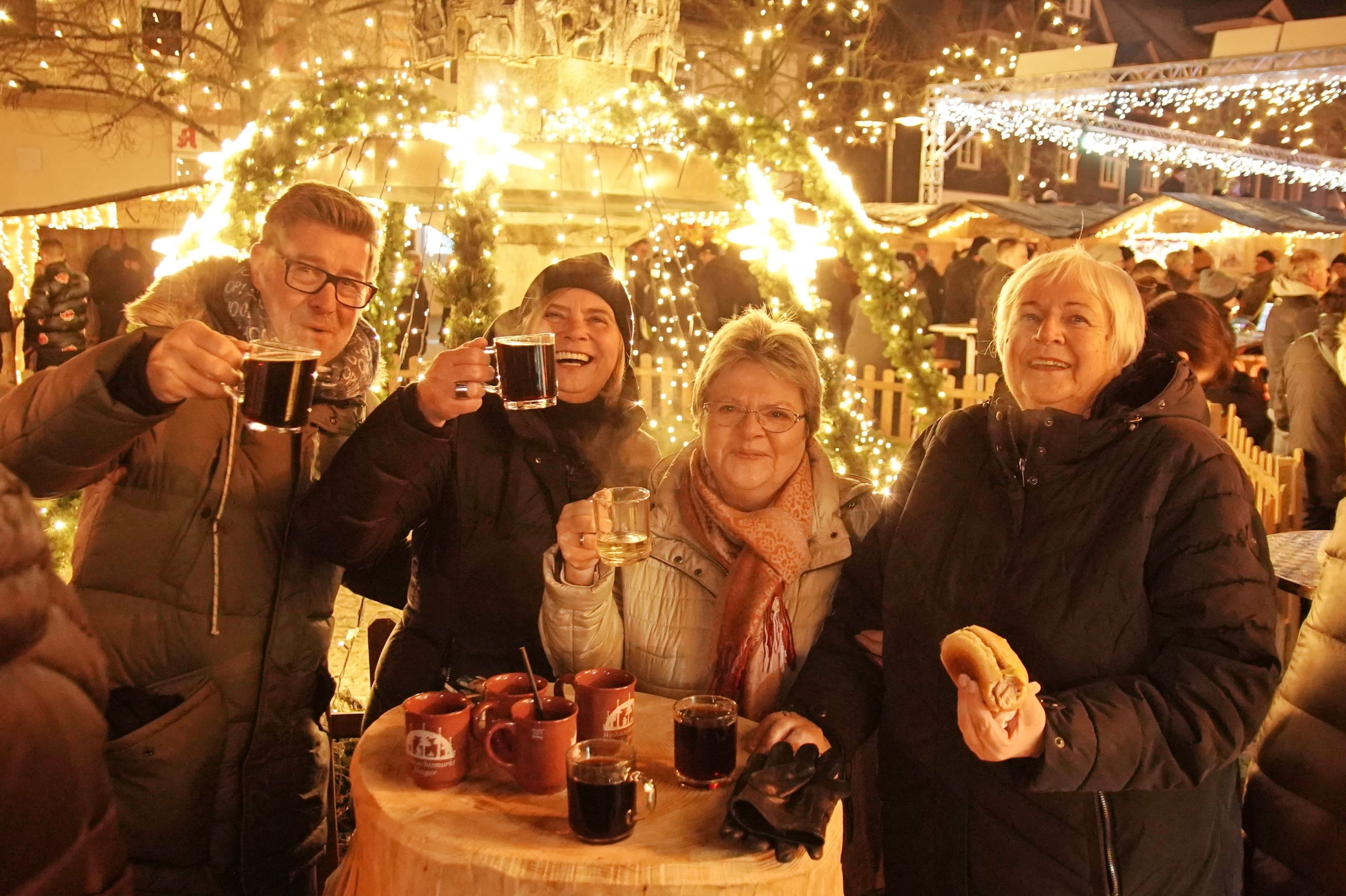 Haiger eröffnet Eislauf-Arena und Weihnachtsmarkt | Symbolbild