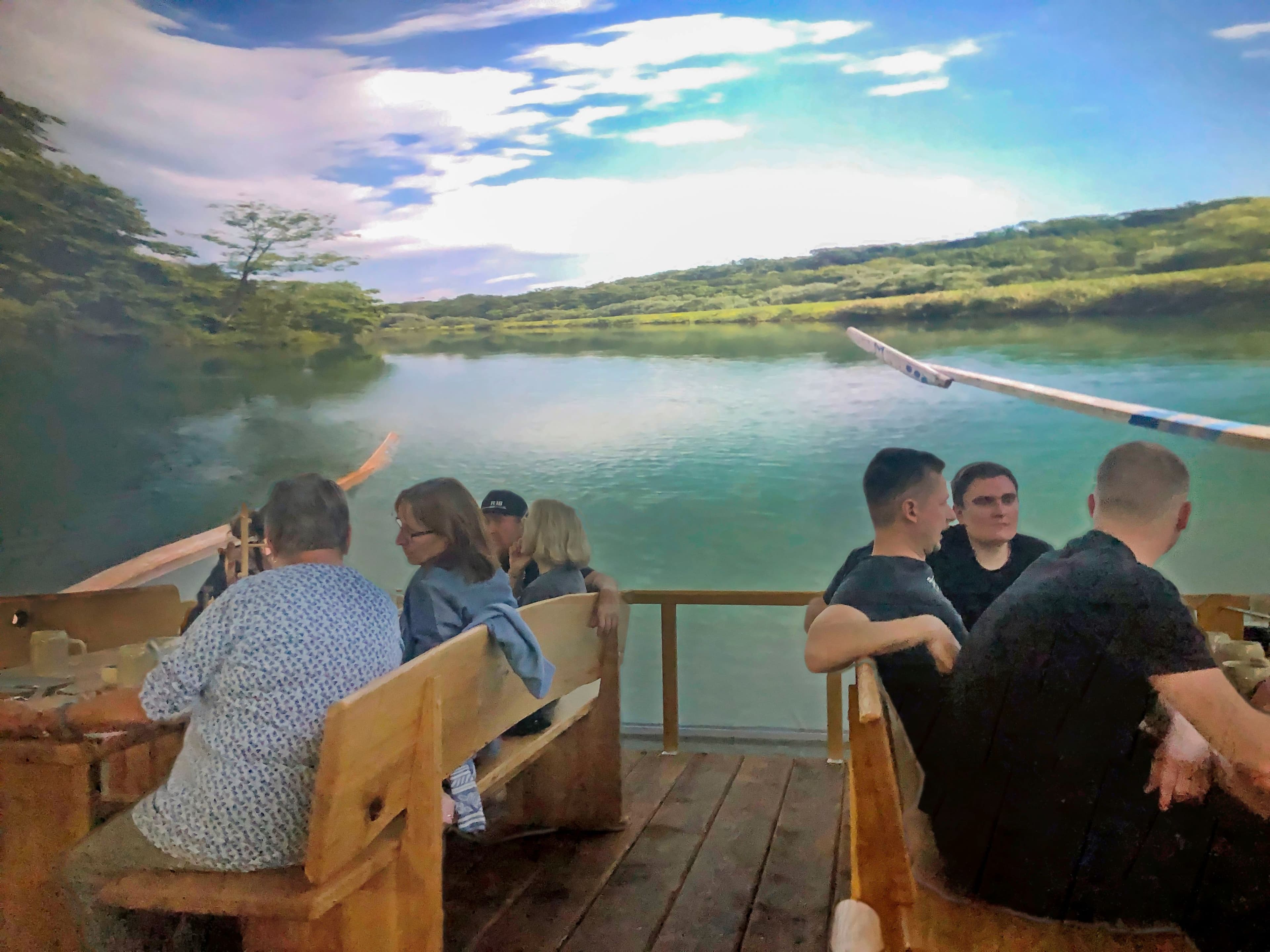 Indoor Floßfahren: Einzigartiges Erlebnis in Langenau | Symbolbild