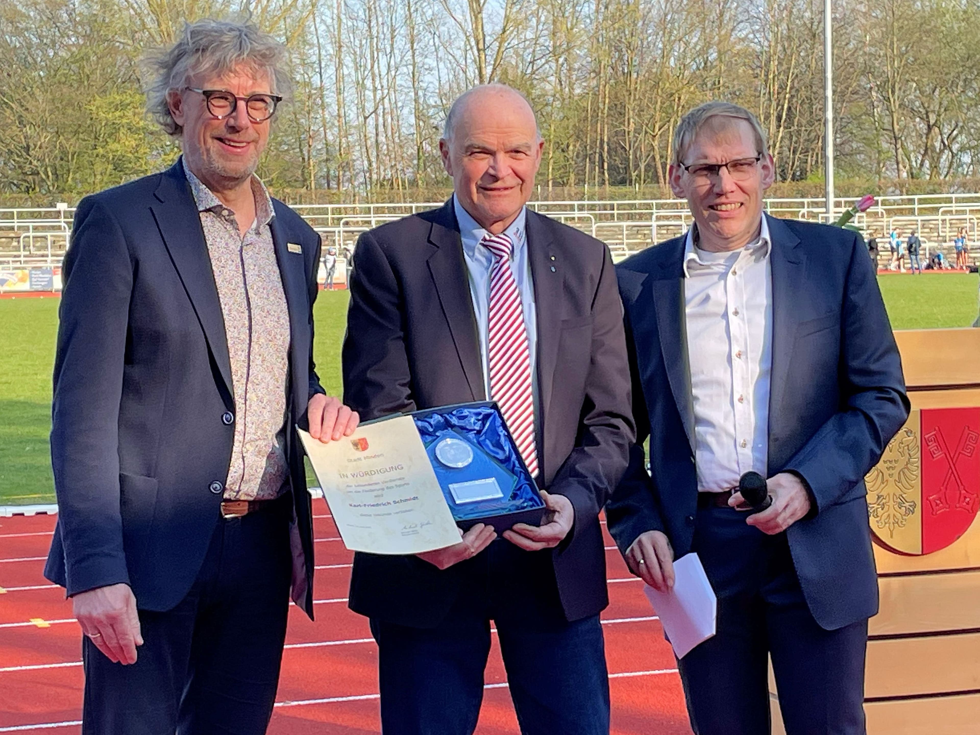 Weserstadion in Minden erstrahlt neu eröffnet | Symbolbild