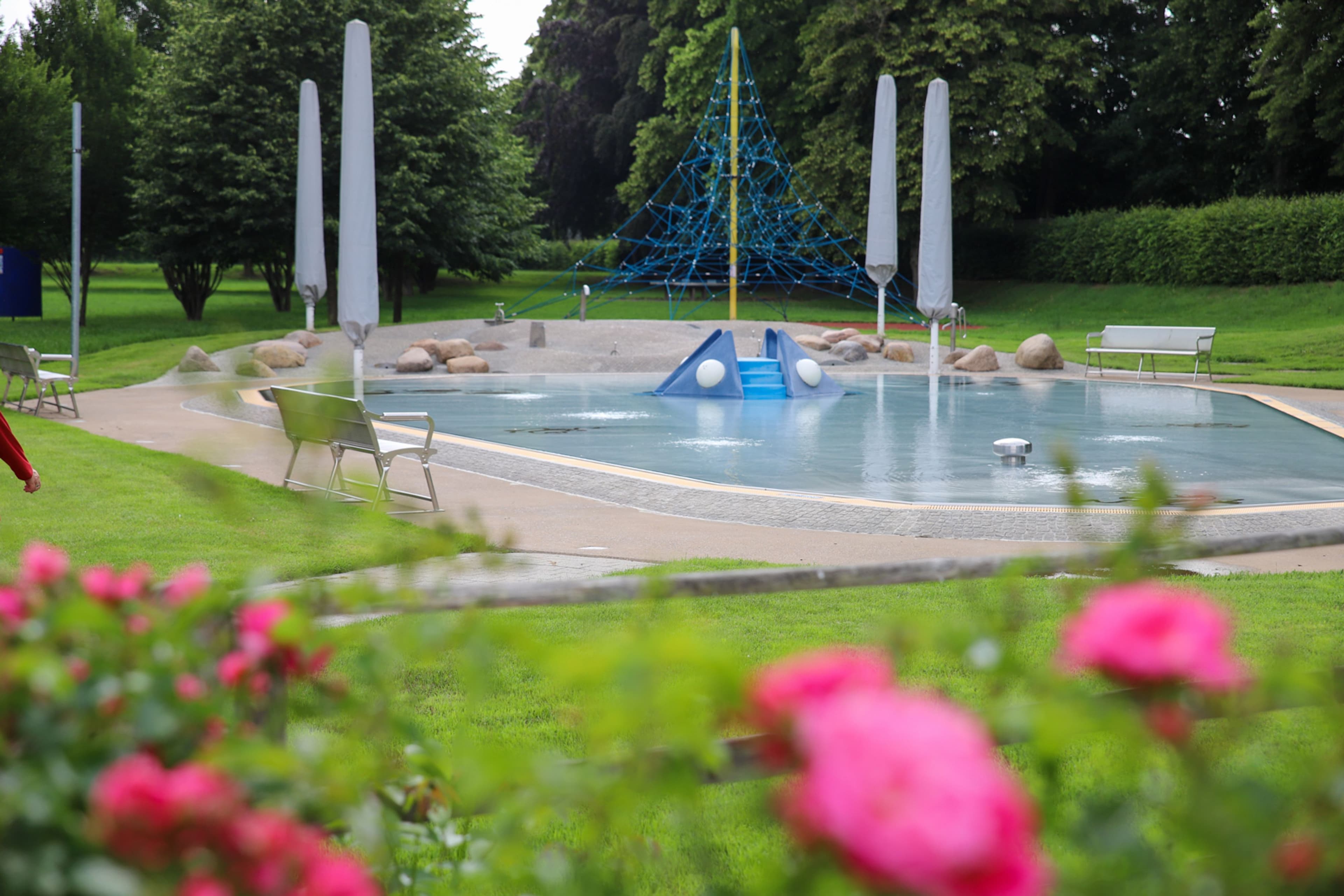 AquaMar Marburg eröffnet bald | Symbolbild