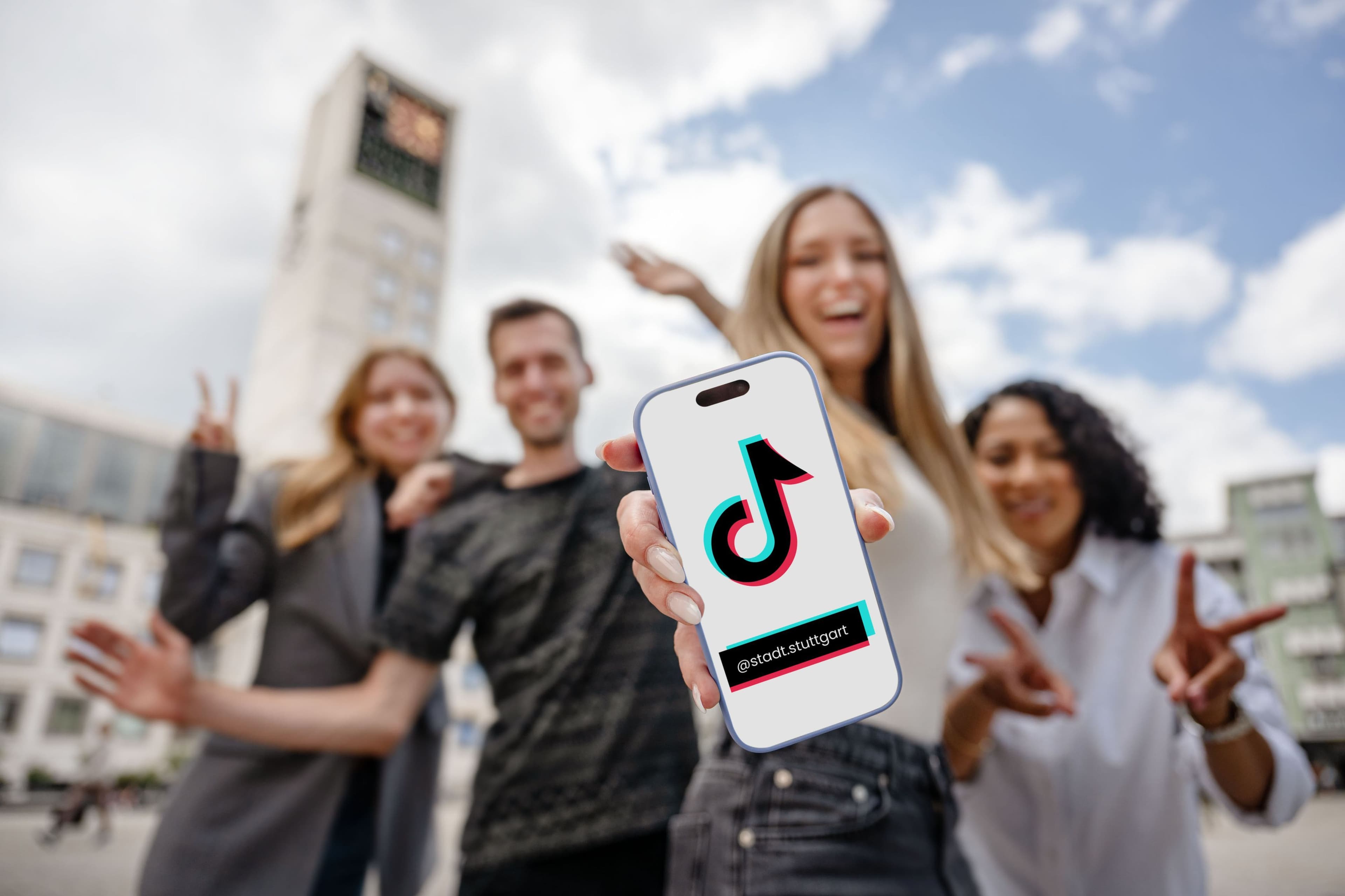 Pressefoto zum Start des offiziellen TikTok-Kanals der Stadt Stuttgart.