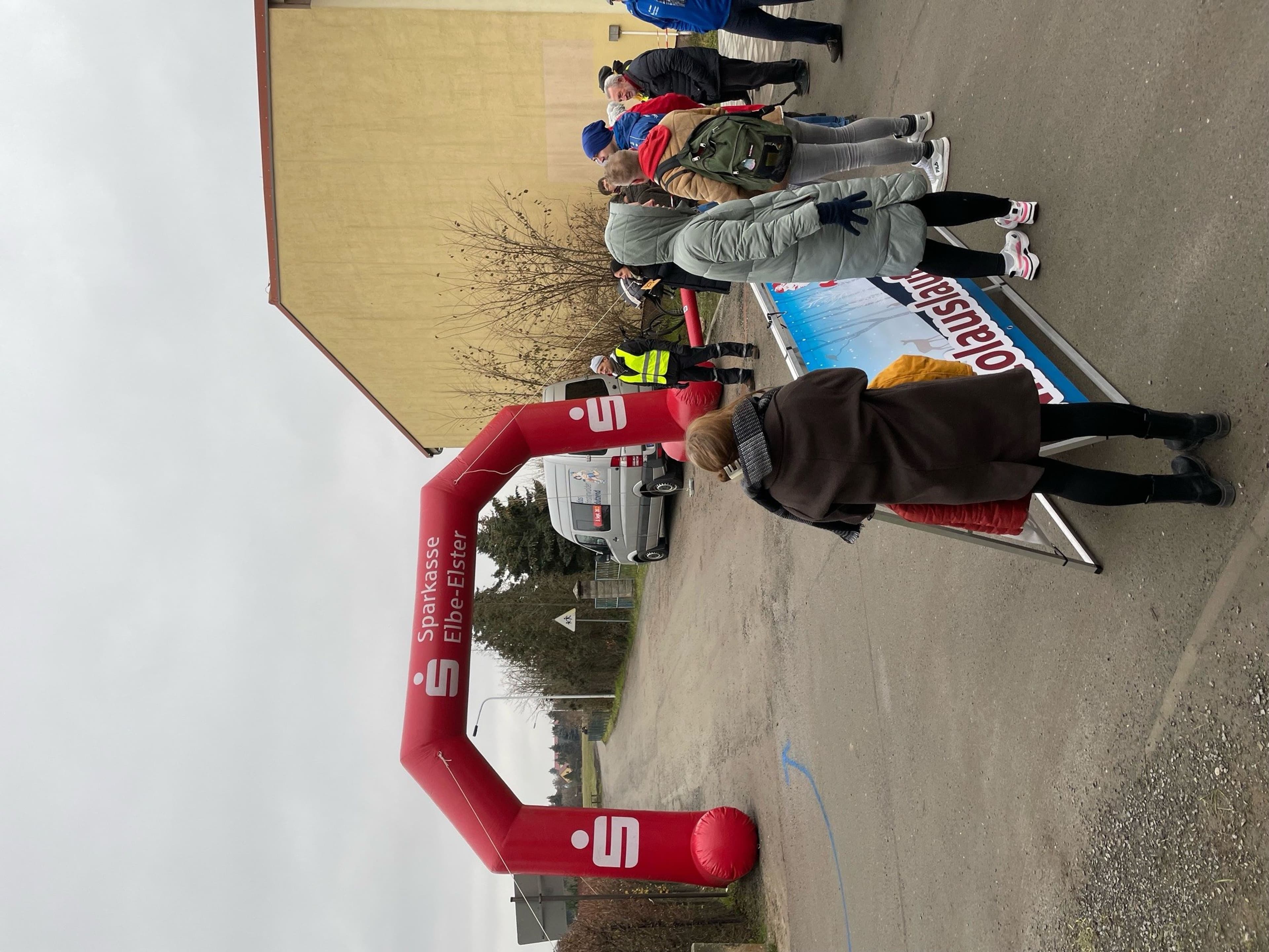 Nikolauslauf in Nehesdorf: Straßen zeitweise gesperrt | Symbolbild