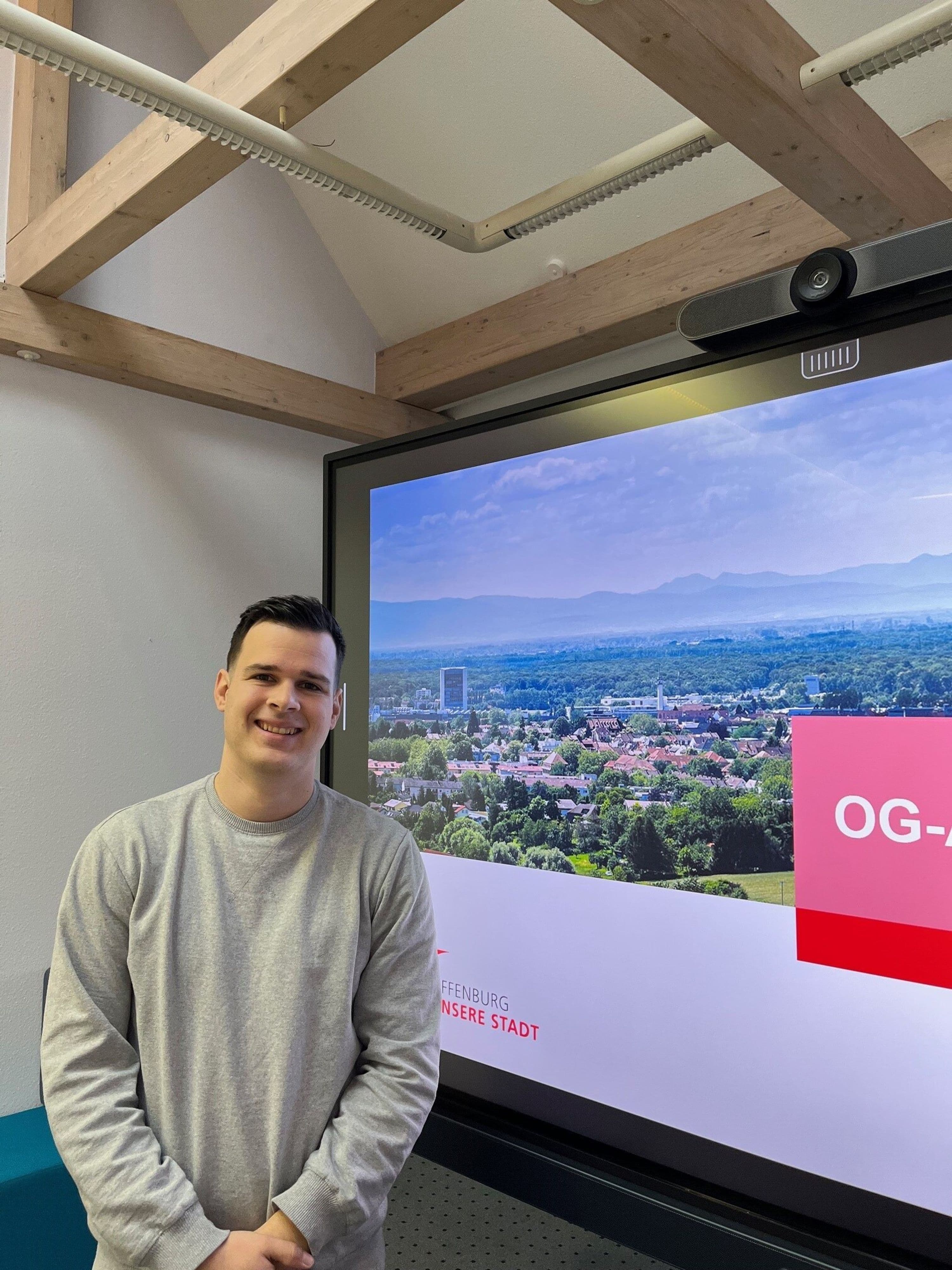 Maurizio Pabst, Projektmanager Digitalisierung, gestaltet einfachere digitale Verwaltungsprozesse in Offenburg. Maurizio Pabst, Projektmanager Digitalisierung, gestaltet einfachere digitale Verwaltungsprozesse in Offenburg.