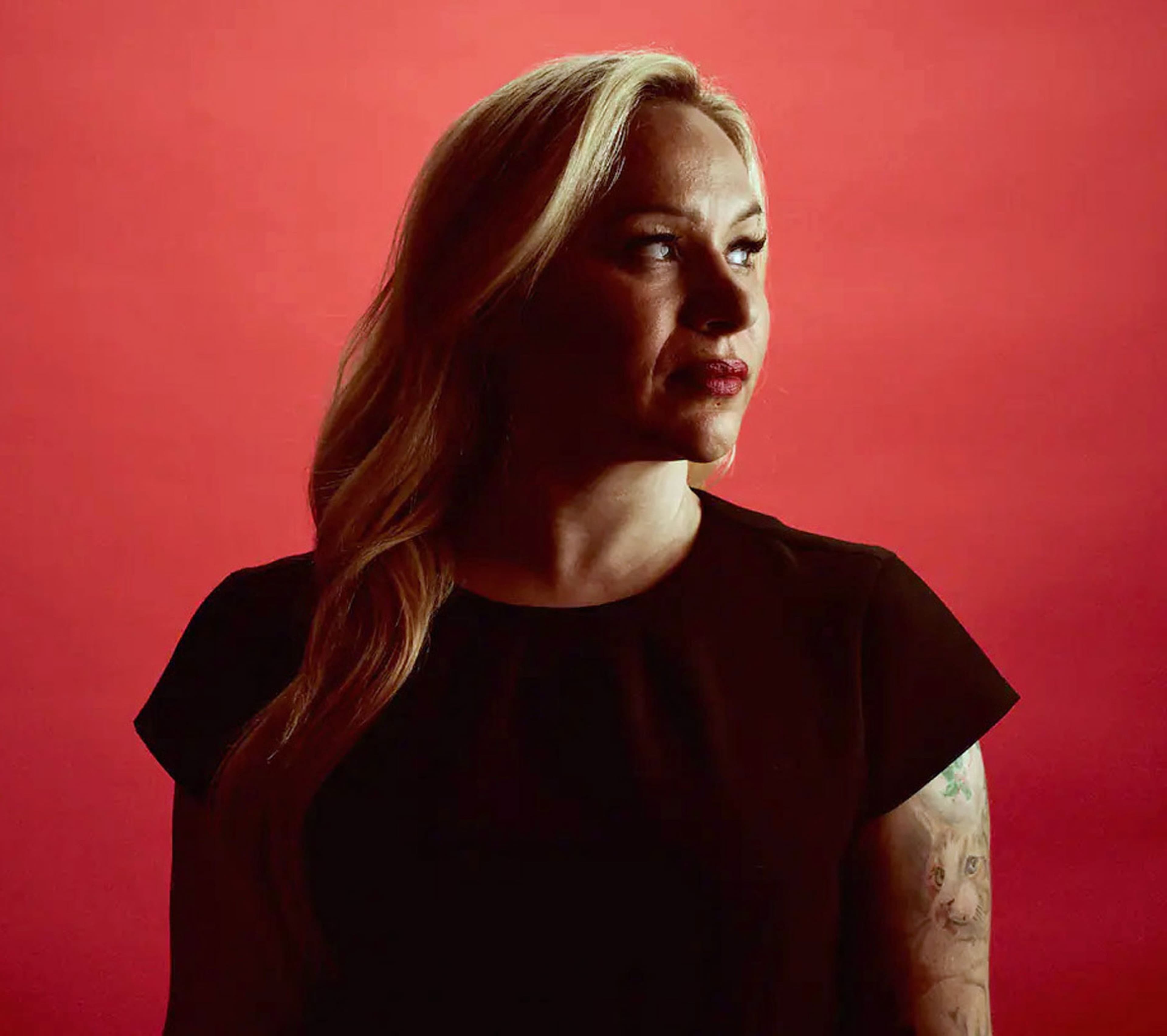 Huschke Mau liest aus ihrem Buch ĂŒber Prostitution und patriarchale Gewalt im Museum im Ritterhaus.