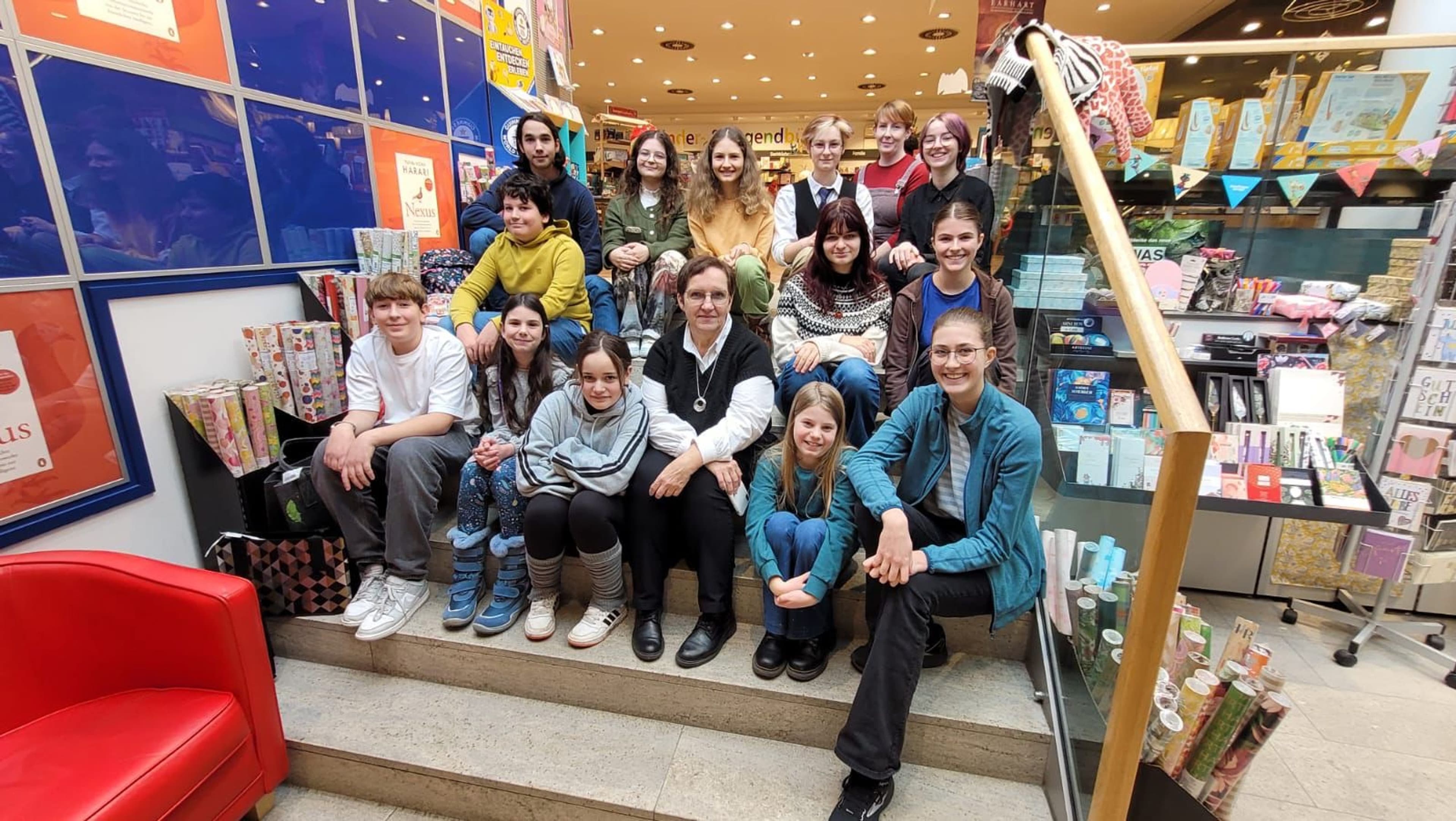 Mitglieder der Leseclubs präsentieren ihre Auswahl für die Empfehlungslisten 2025.