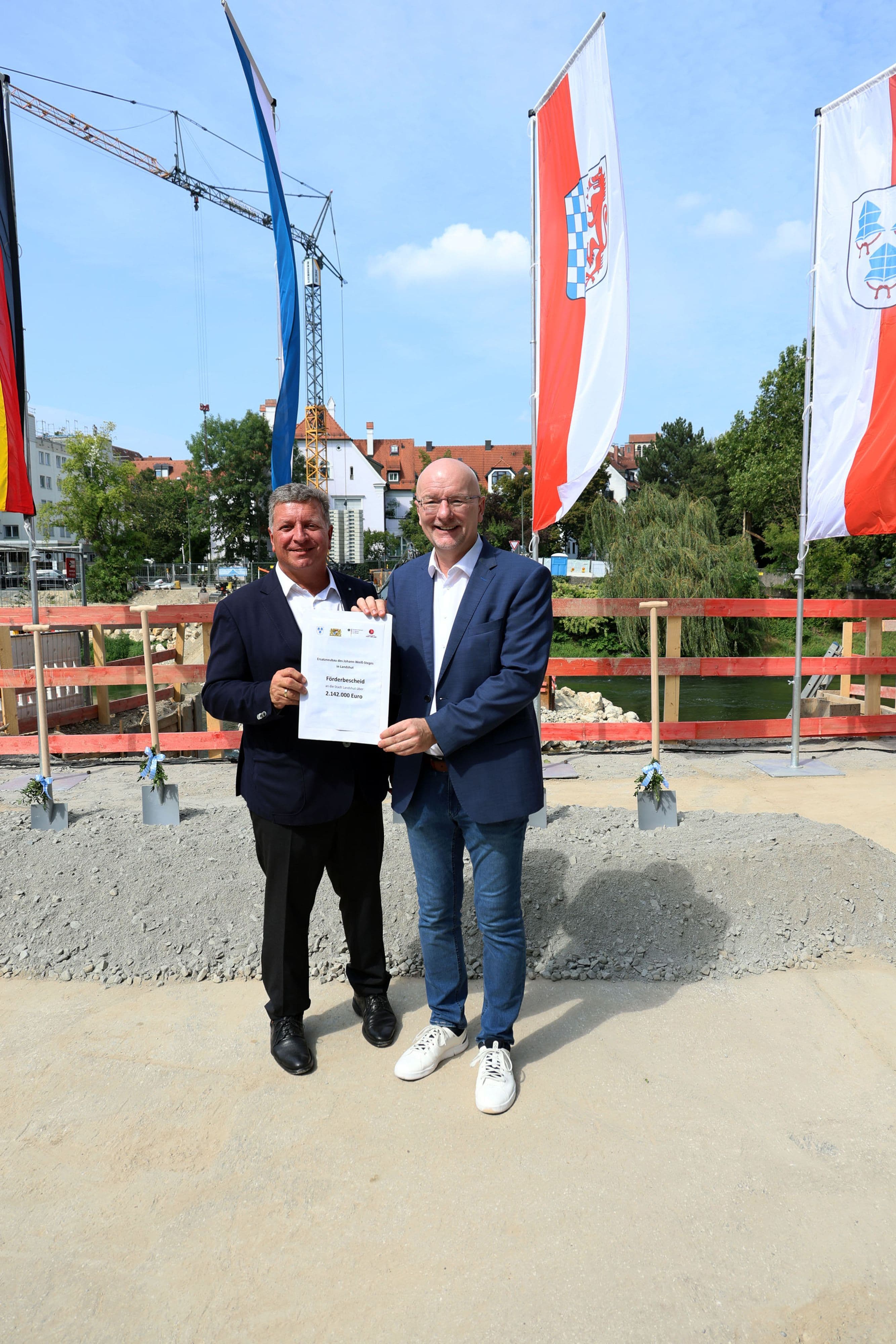 Neubau des Johann-Weiß-Stegs: Ein Fortschritt für Landshut | Symbolbild