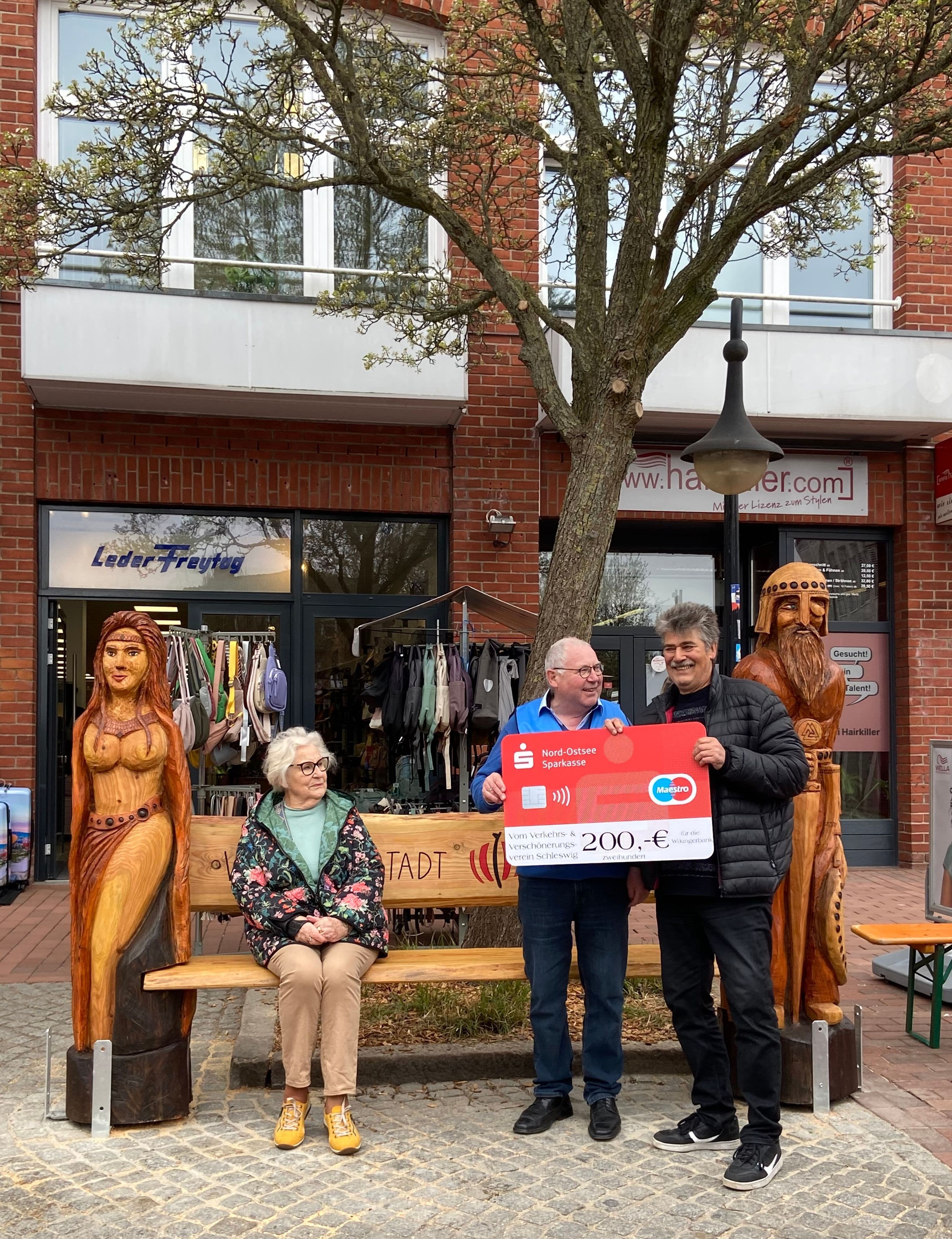 Wikingerbank kehrt zurück in Schleswig | Symbolbild