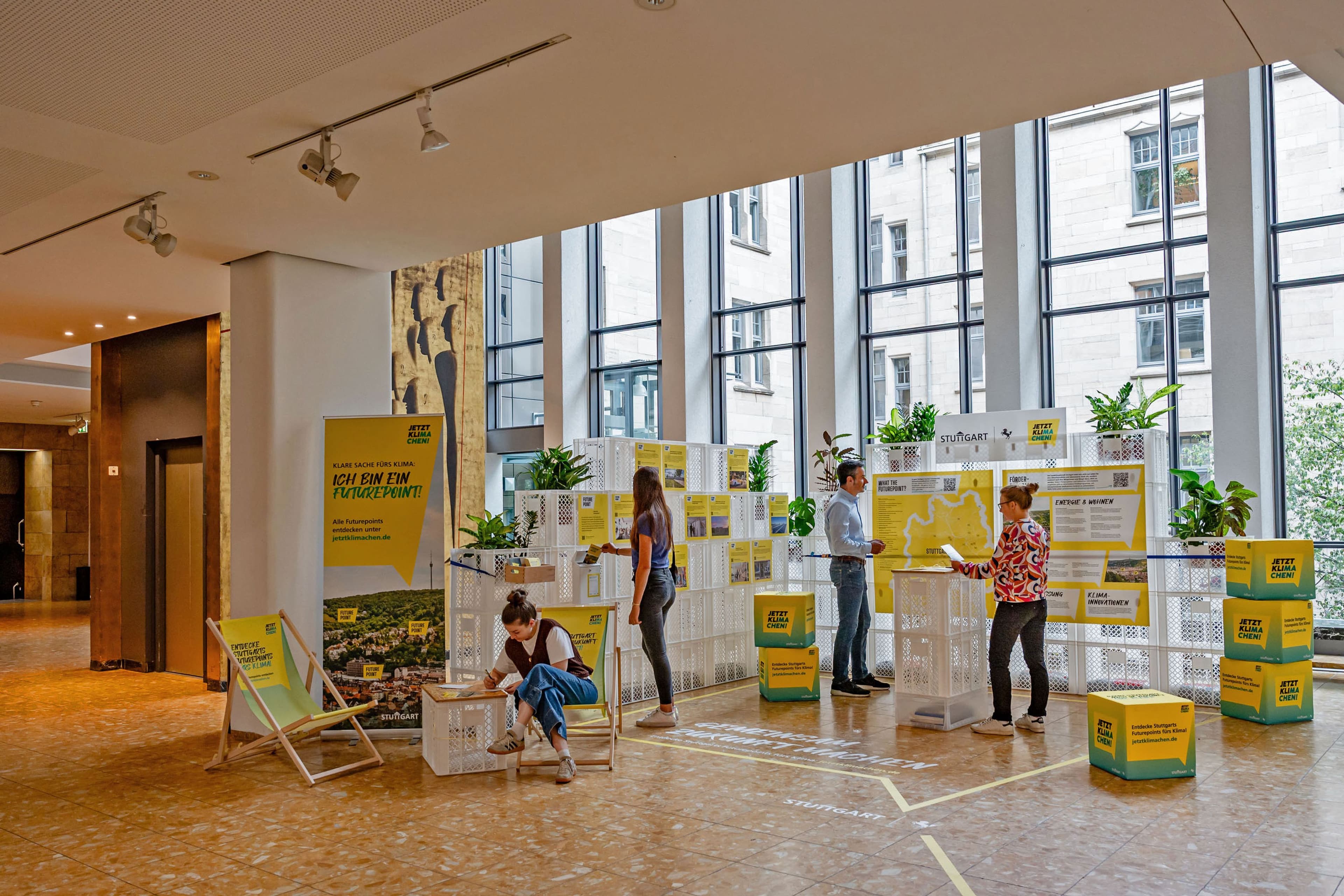 Die Kampagne Futurepoints startete mit neuer Website und Ausstellung im Stuttgarter Rathaus.
