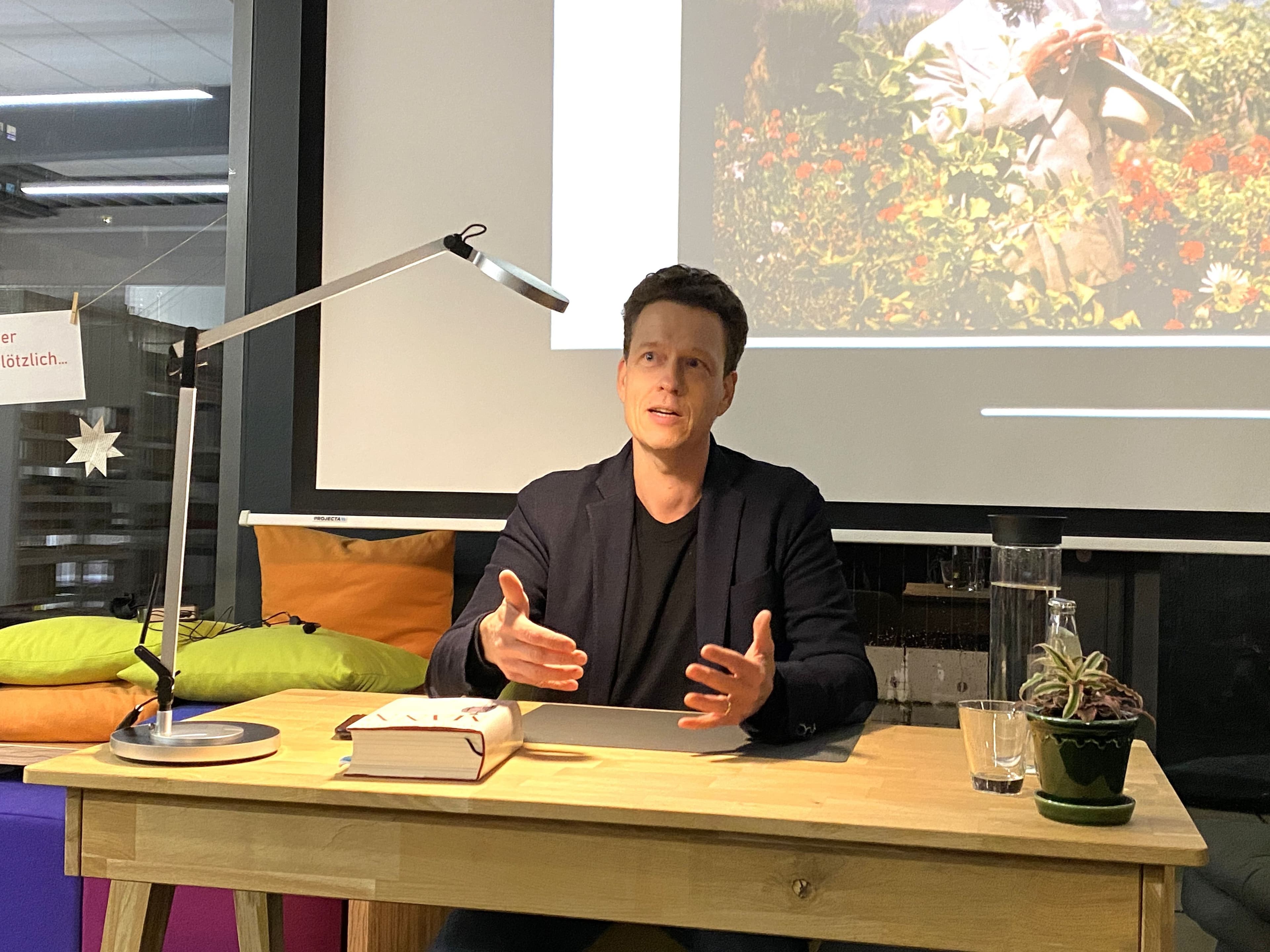 Tilmann Lahme enthüllt neue Seiten eines Nobelpreisträgers | Symbolbild